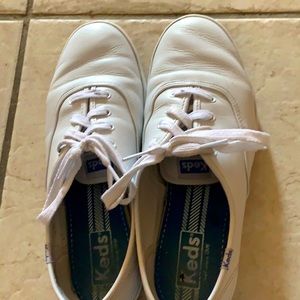 Classic leather Keds